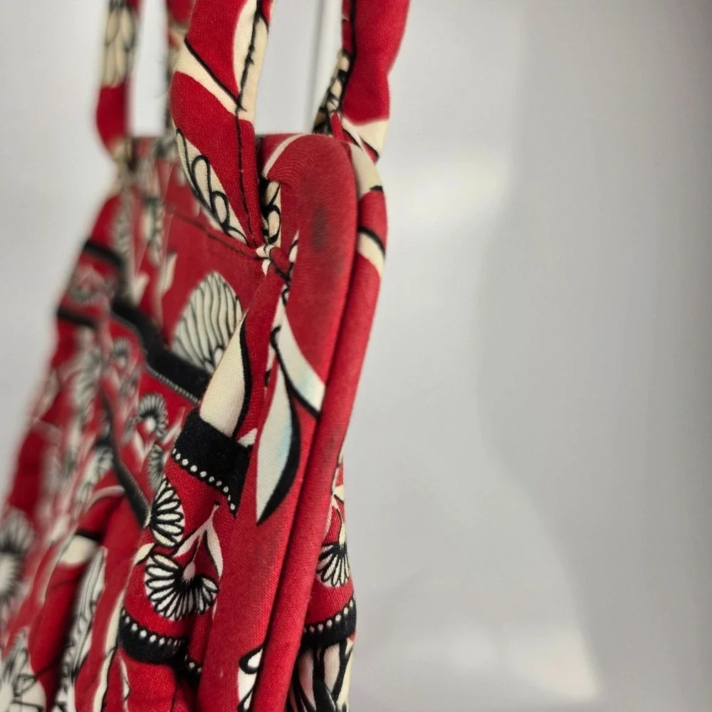 Vera Bradley Deco Daisy Red Eloise Kiss Lock Frame Bag Retired 2011 Floral